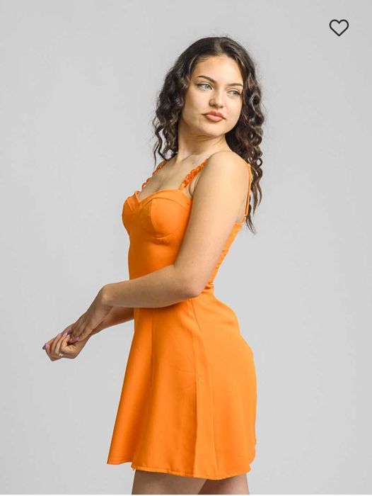 Лятна рокля в оранжево