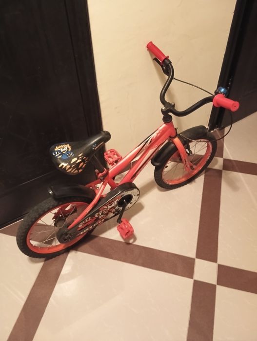 Детско колело,без помощни колела