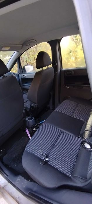 автомобил Мицубиши Колт 88 хил.км