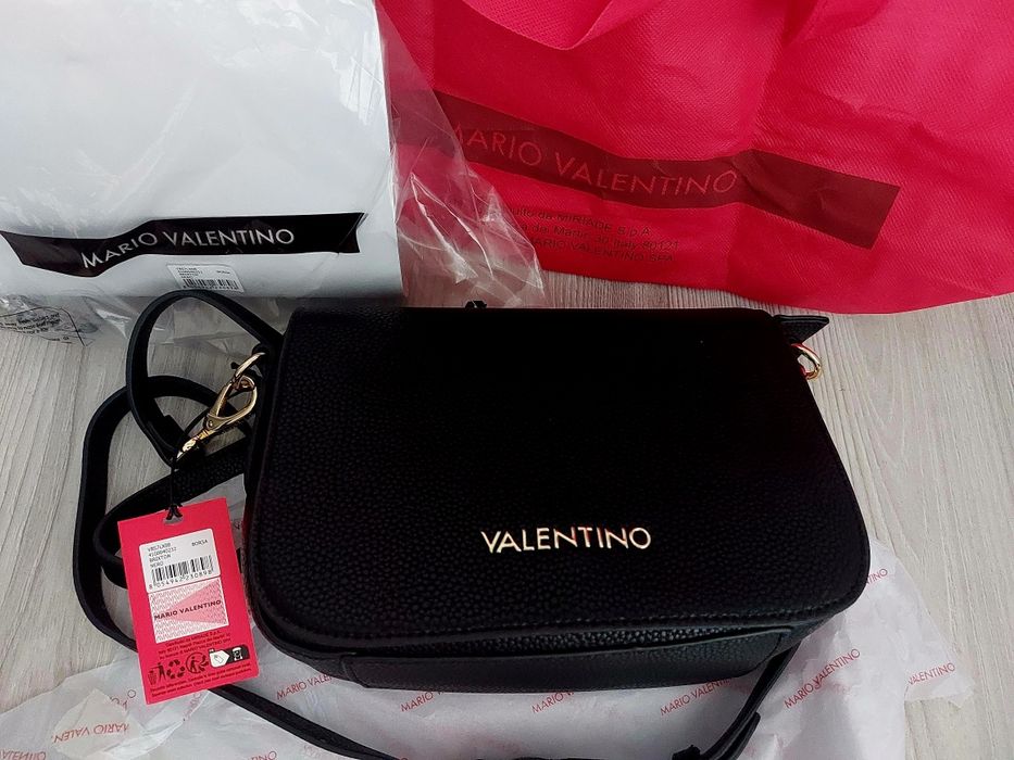 Чисто нова дамска чанта Valentino