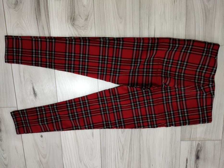 Pantaloni noi Zara model tartan Punk Rock Goth  dama M 38