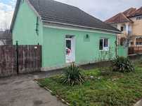 Vand sau inchiriez casa de locuit si Spatiu comercial
