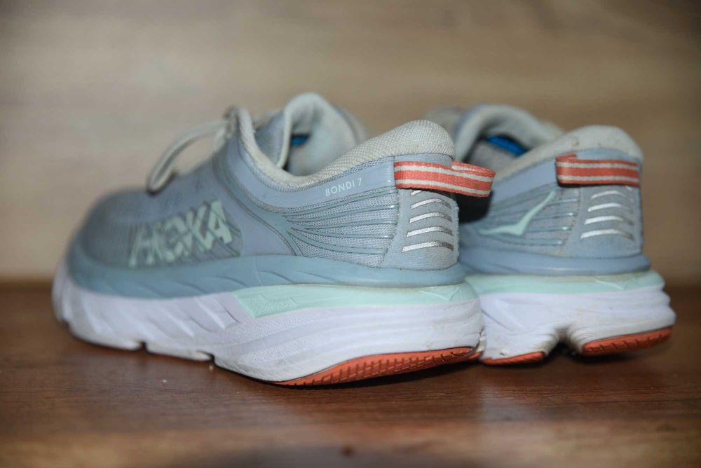 HOKA оригинални маратонки, номер 38