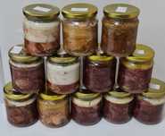 Продам  домашнюю тушенку из мяса,из рыбы.Стоимость в тексте.