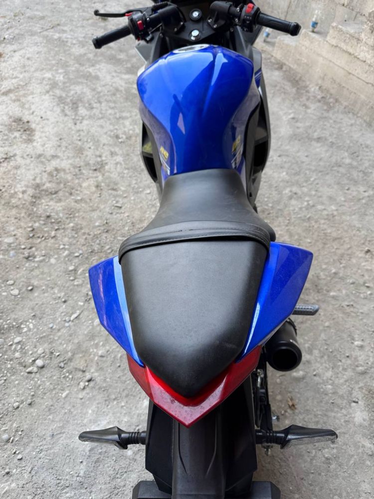 Yamaha r3 replica 200