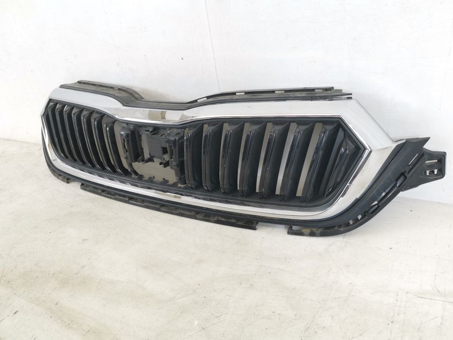 Централна решетка Шкода / Skoda Octavia 4 Оригинална, в добро състояни