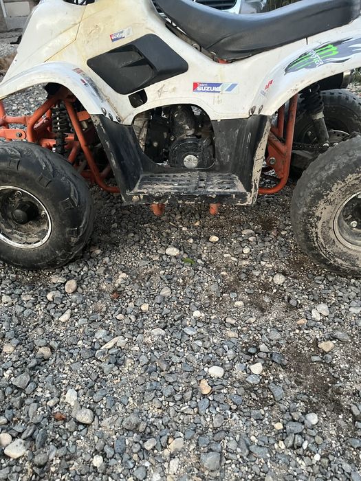 Atv 125cc merge foarte bine
