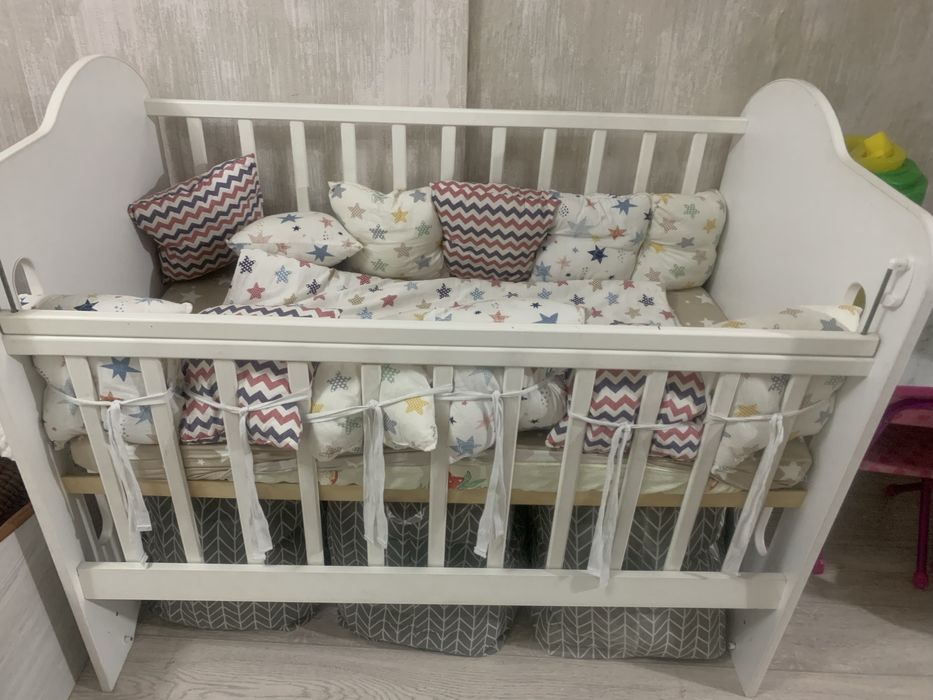 Продам кроватку