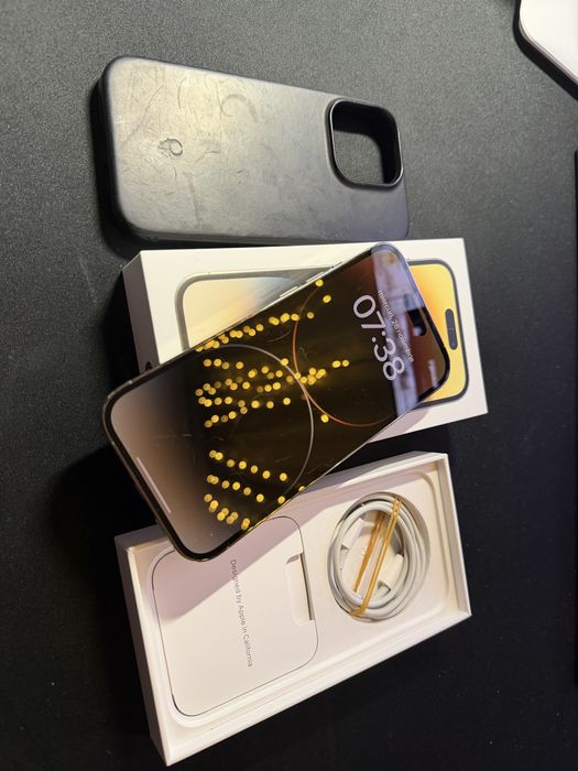 iPhone 14 Pro Gold 256GB Liber - zgarieturi ecran - Bat 85%