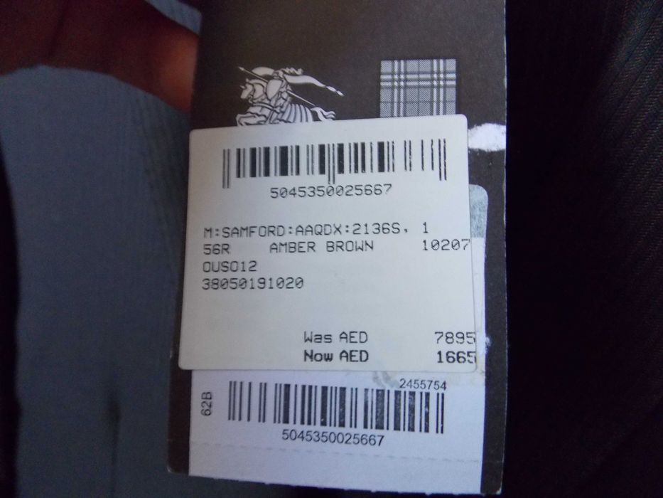 Costum barbatesc Burberry NOU marime 56R