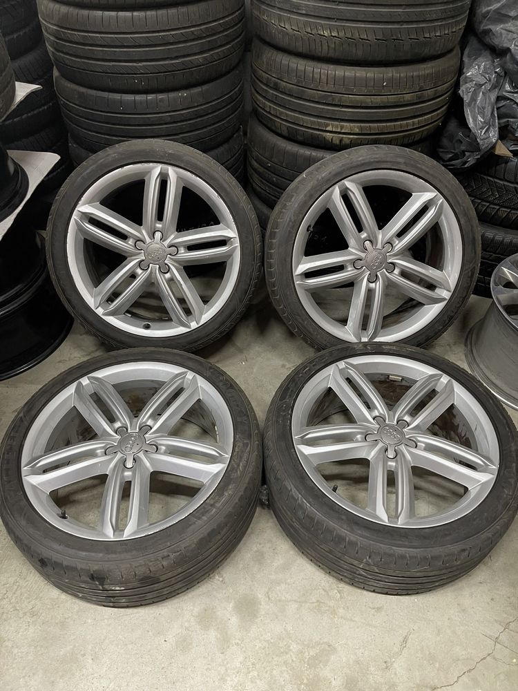 Set Jante cu anvelope Audi R20 255/40/20 S line