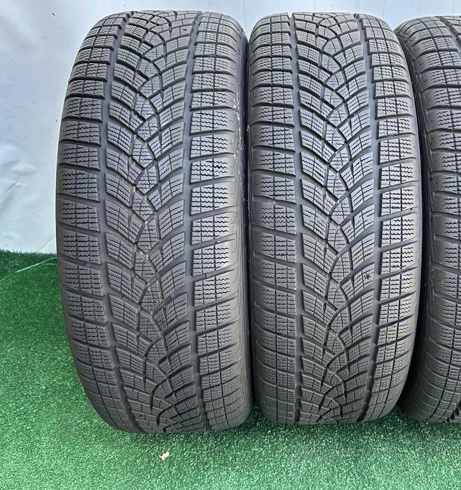 4бр 225/55r18 GOODYEAR зимни