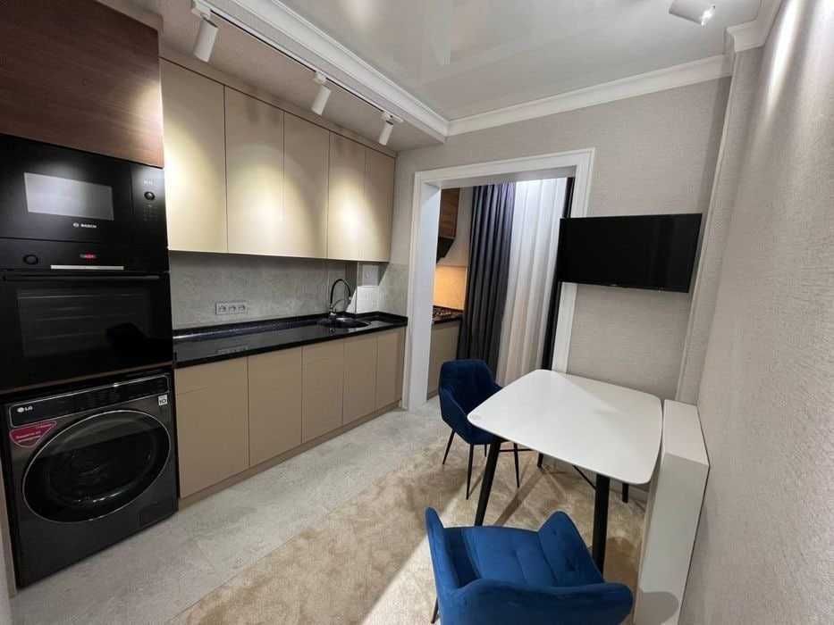 Сдается 2х ком. люкс квартира на ул. Нукус срочно! ЗВОНИТЕ!