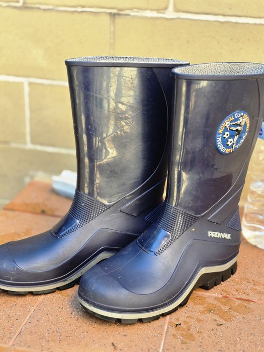 Ботуши гумени 35 номер