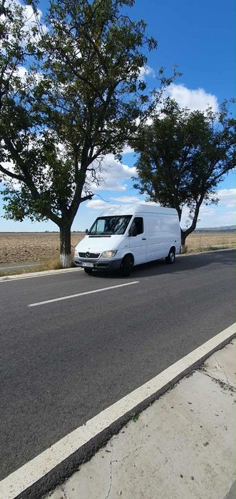 Mercedes-Sprinter
