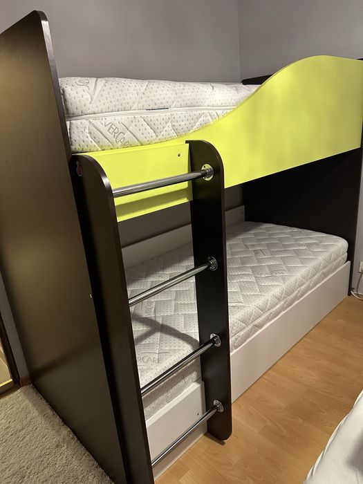 Детско двуетажно легло