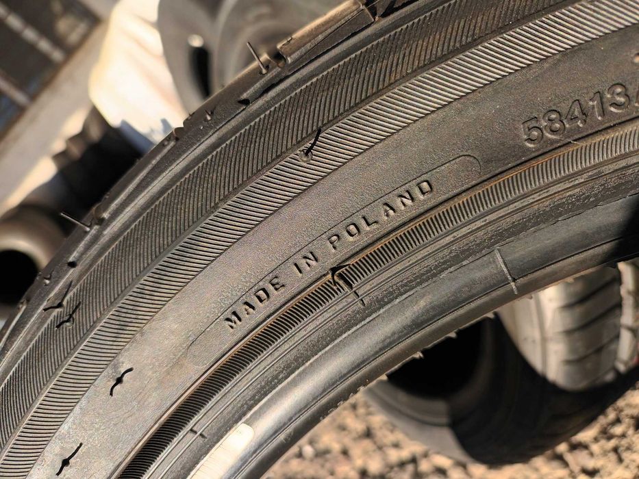 2 нови летни гуми 215/45 R17 Bridgestone Potenza RE050 87V MO с борд