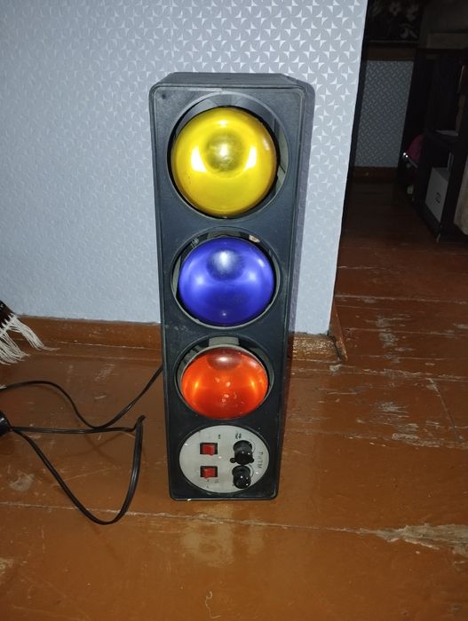 Цветомузыка продам