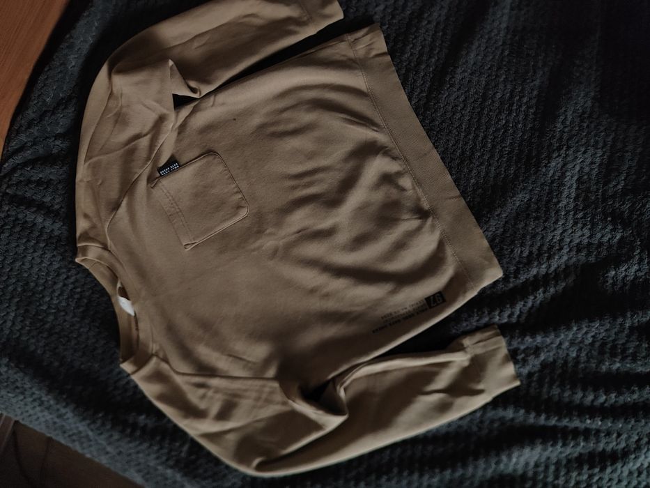 Бежова блуза H&M