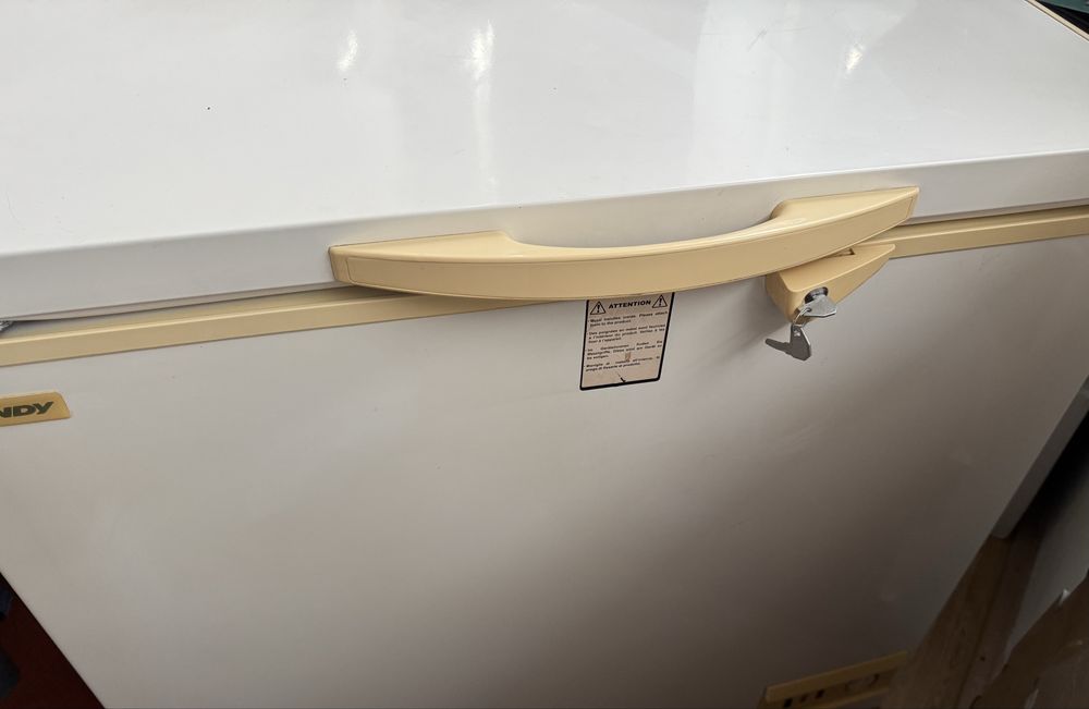 Vand lada frigorifica Candy