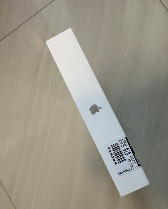 Apple iPad 11" A16 128GB WiFi 2025 Silver Nou cu Garantie