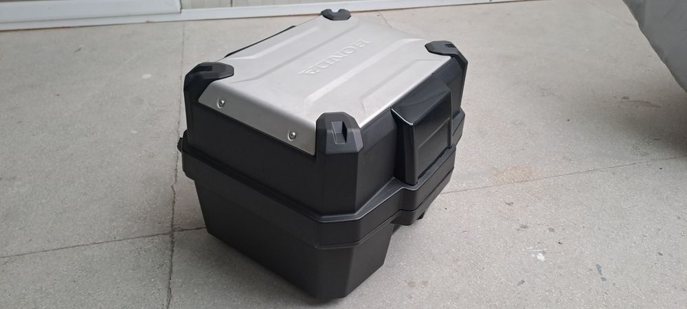 Куфар за Honda оригинален