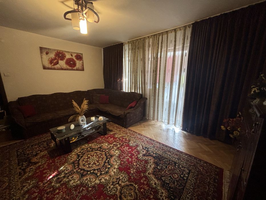 Inchiriere airbnb aparatement Craiova - aprope de targul de craciun