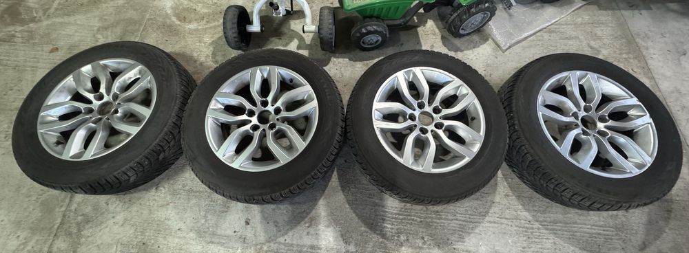 Jante BMW + anvelope iarnă / R17