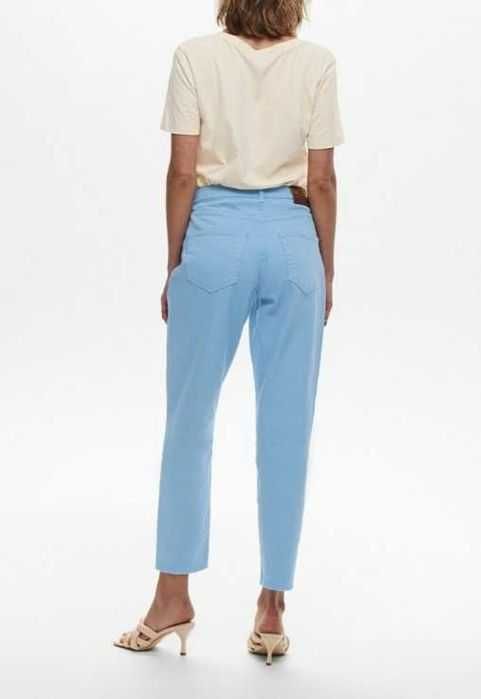 Blugi originali ESCADA, model foarte frumos, S, M, L, XL