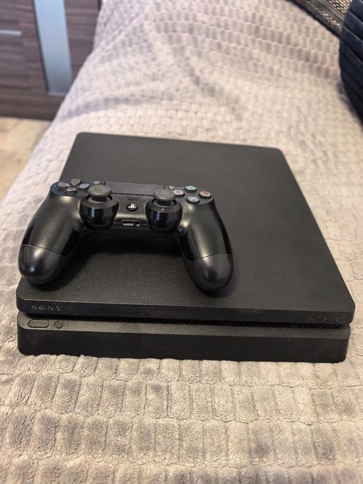 Consola ps4 slim 500gb