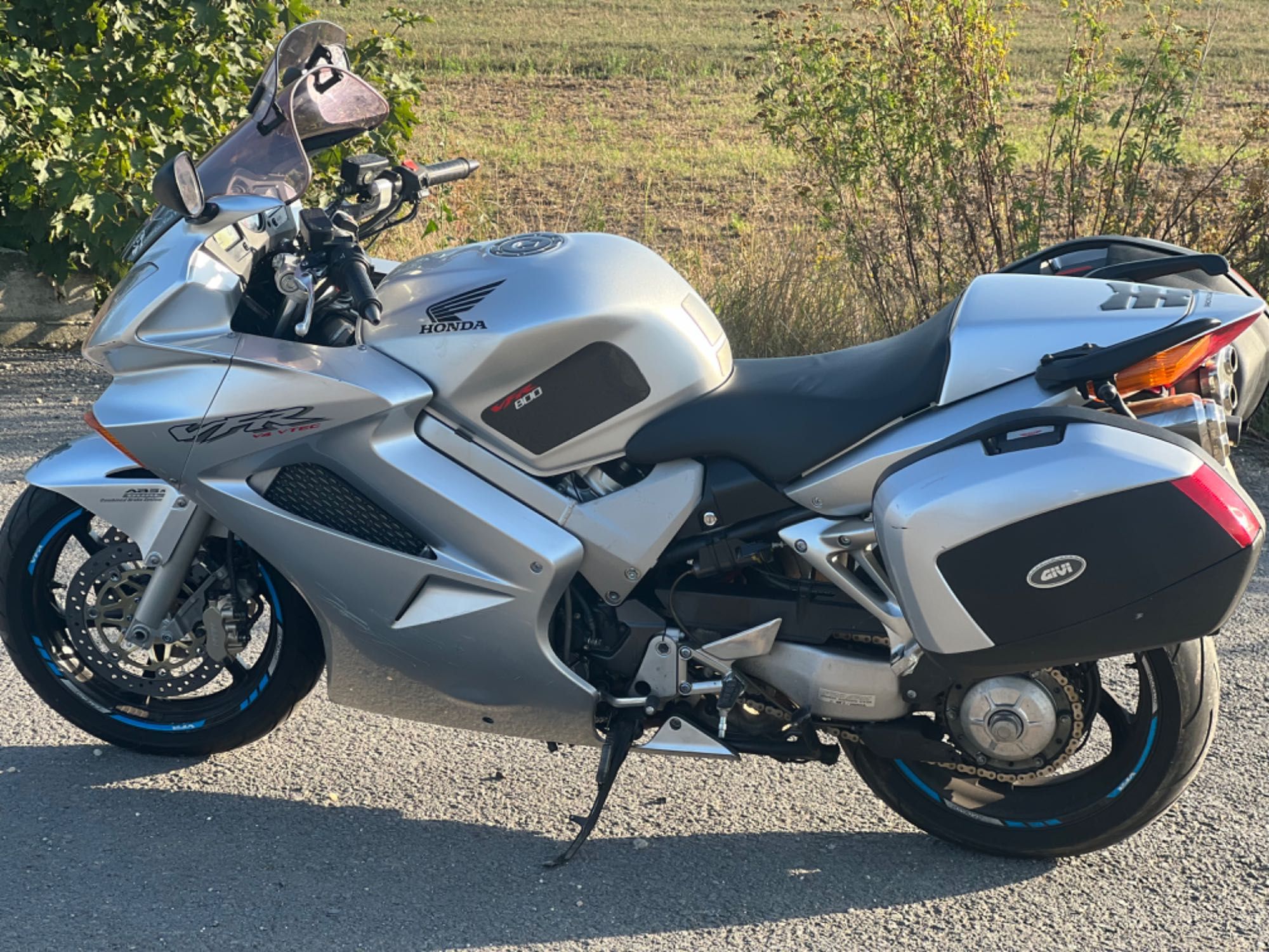 Honda Vfr800Vtec cu ABS