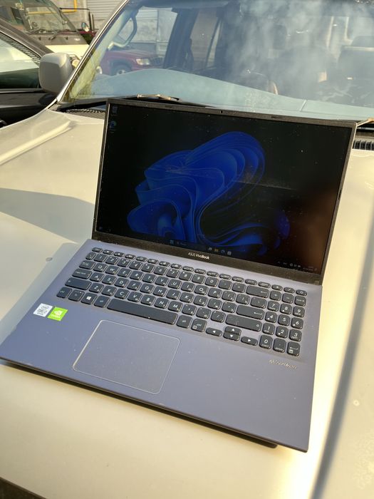 Asus VivoBook X512J/i7 10gen/16gb ddr4/mx330 2gb