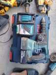 Makita dhr 243.  .