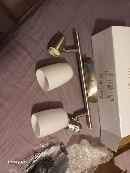 Спот лампа - двойна и единична с ключ - НОВИ