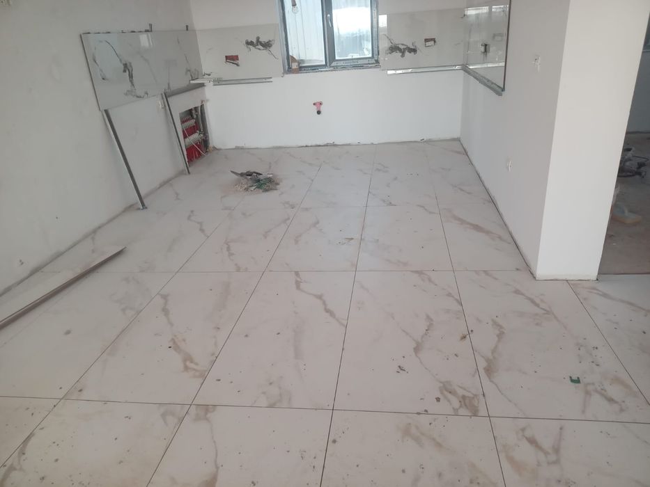 Vand casa in Margineni in spatele primariei