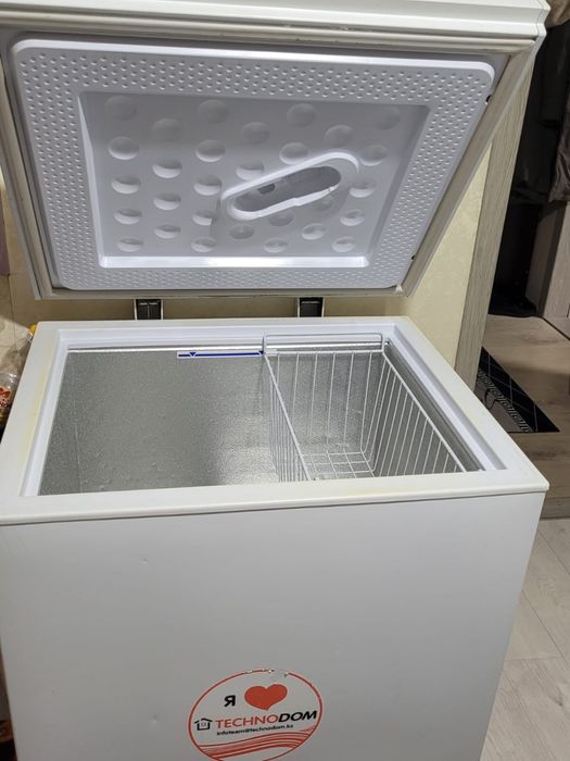 Продам морозильную камеру