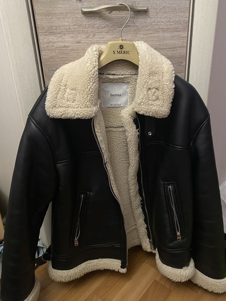 Дубленка bershka идеальное состояние