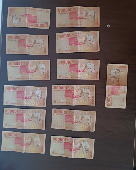 vand bacnote vechi de 100.000 lei din 1998 de Nicolae Grigorescu