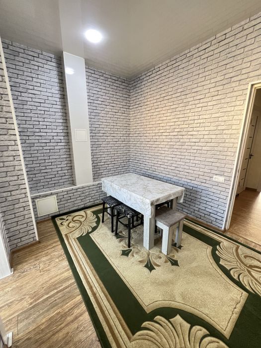 Сдаеться в аренду двухкомнатная квартира на юнус абаде 17 квартал