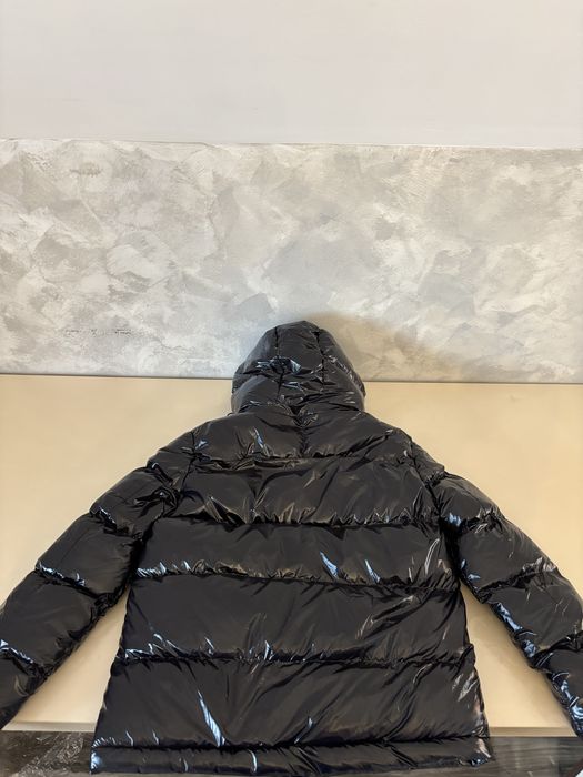 Vand geaca puffer lucios