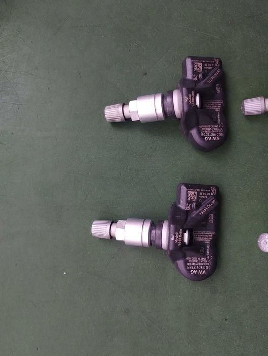 Senzori presiune roti Vw Touareg cu valve OEM VW Touareg 2018-2024