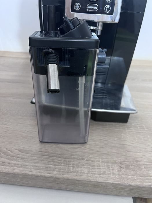 Espressor automat DeLonghi Cappuccino ECAM 23.460B, 1450W, LatteCrema