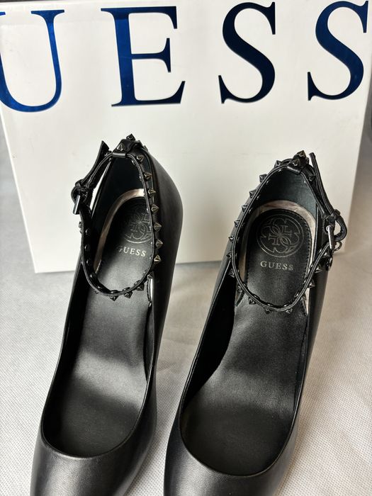 Обувки от естествена кожа