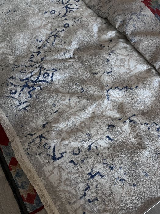 Ковер в отличном состоянии