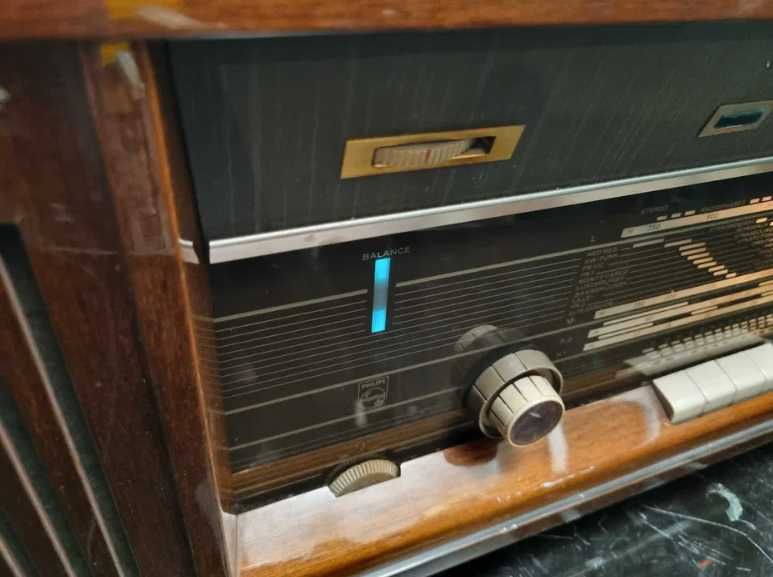 Radio Tuner Vintage pe lampi Philips B7X44A made in Olanda