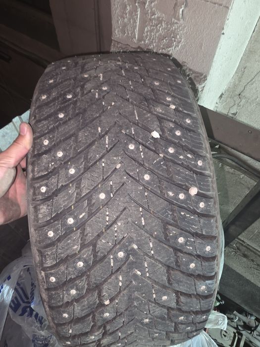 Шина зимний шипованный