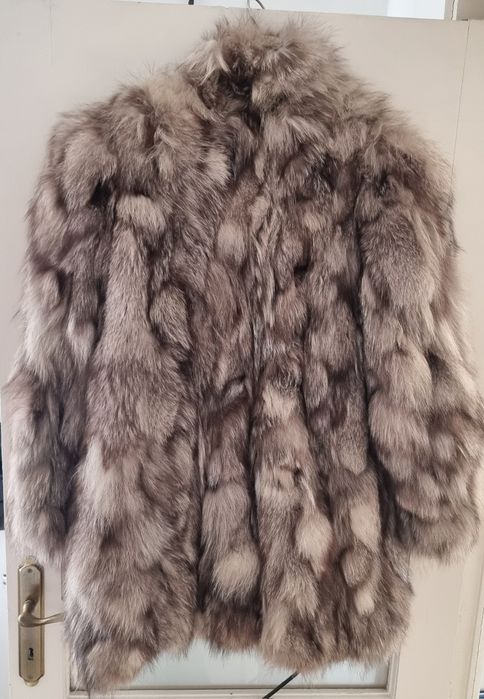 Haina femei din blană de vulpe