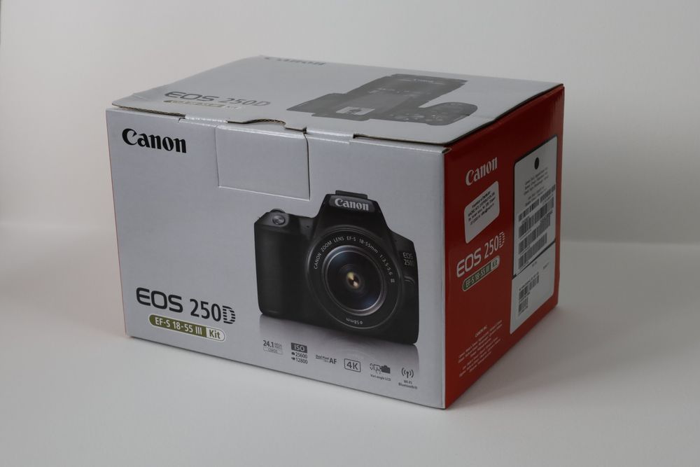 Canon EOS 250D, EF-S 18-55 f/3.5-5.6