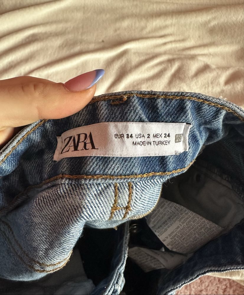 Дънки Zara /накъсани/, размер 34