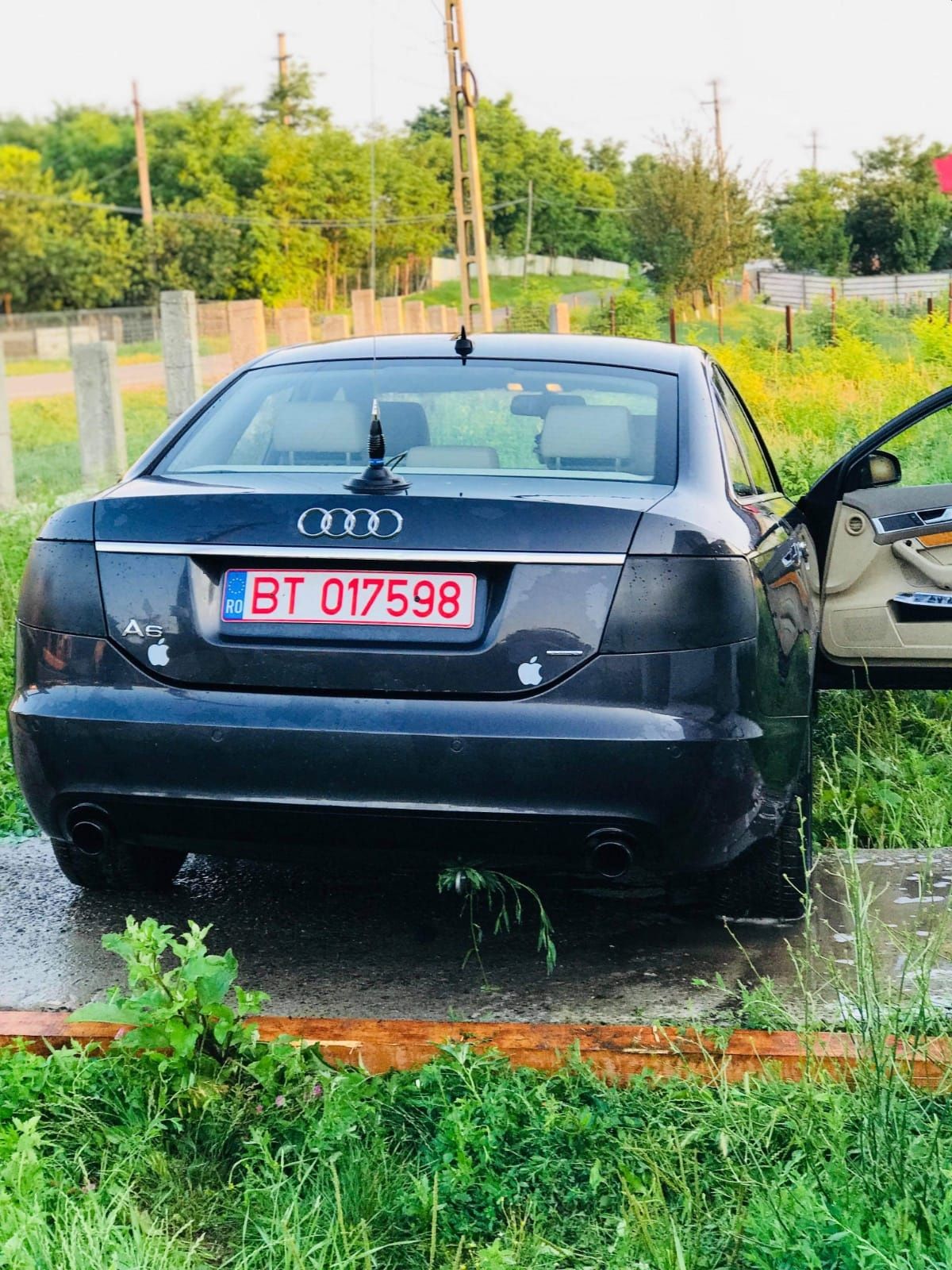 Dezmembrez Audi A6 Quattro 3.2 benzină FSI